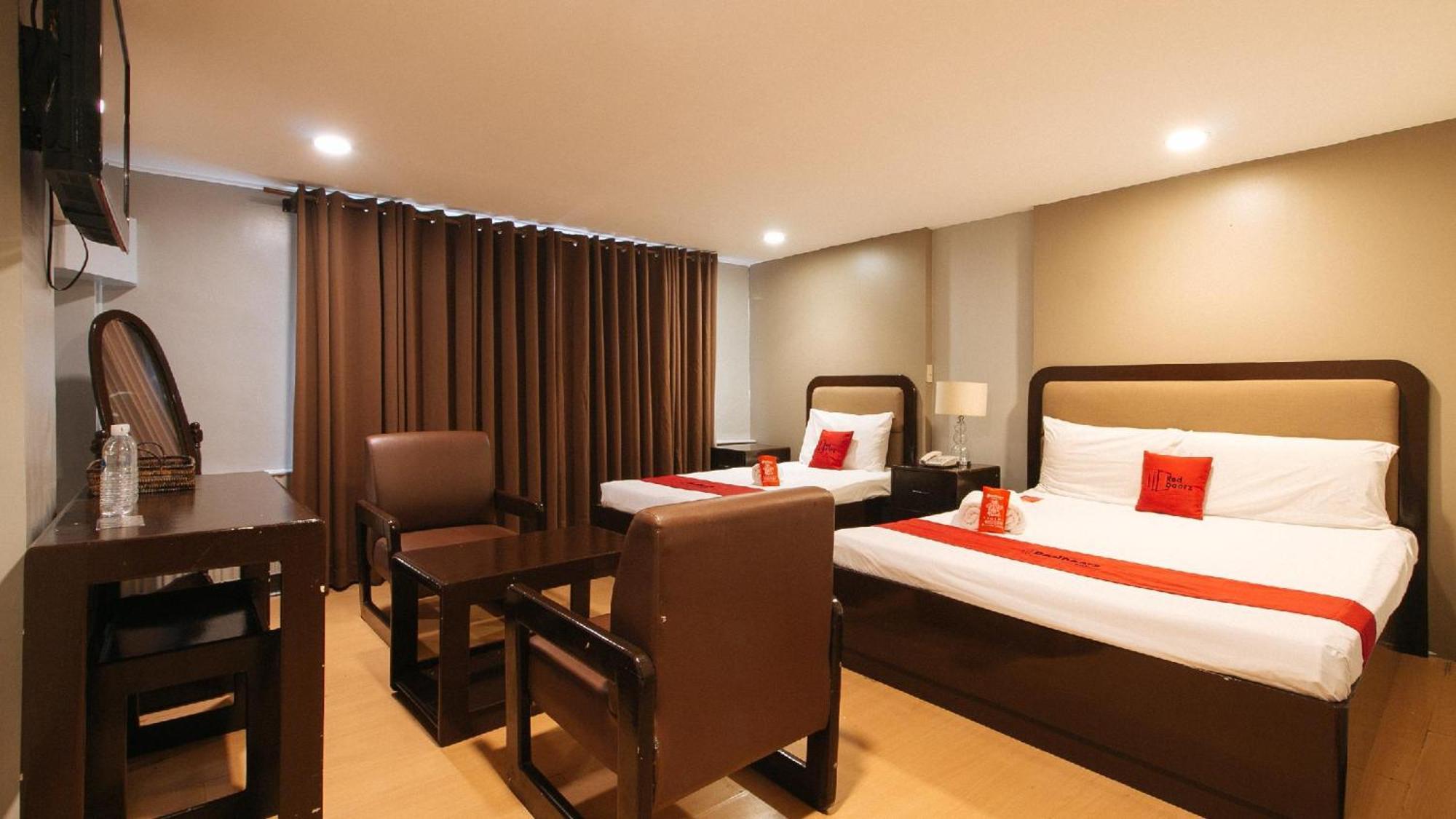 Reddoorz At Homa Resort Hotel Santiago  ภายนอก รูปภาพ