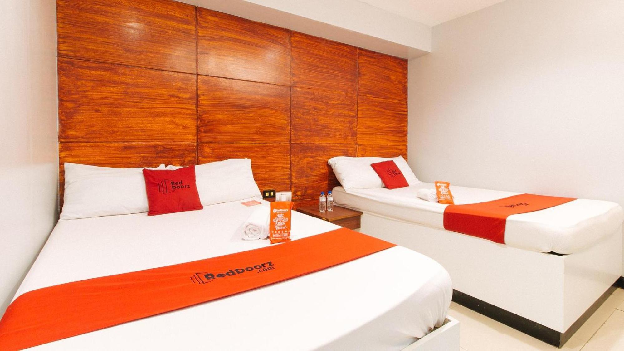 Reddoorz At Homa Resort Hotel Santiago  ภายนอก รูปภาพ