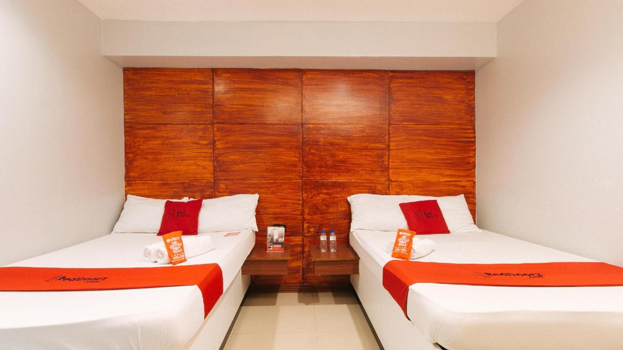 Reddoorz At Homa Resort Hotel Santiago  ภายนอก รูปภาพ